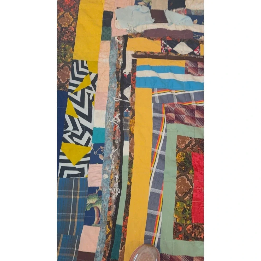 2.f vintage handmade quilt